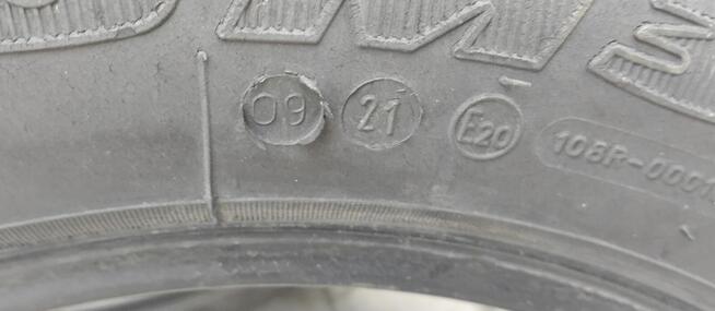 Opony zimowe (4 szt) 185/60/15 GLOB-GUM 3 GW790, indeks 84 T