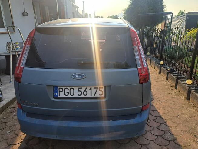 Syndyk sprzeda samochód osobowy Ford Focus C-MAX