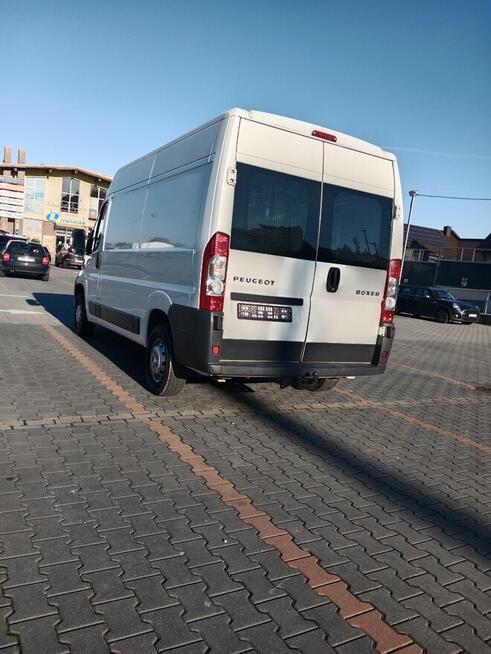 Sprzedam samochód dostawczy