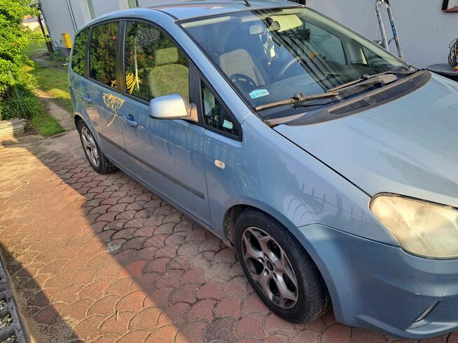 Syndyk sprzeda samochód osobowy Ford Focus C-MAX