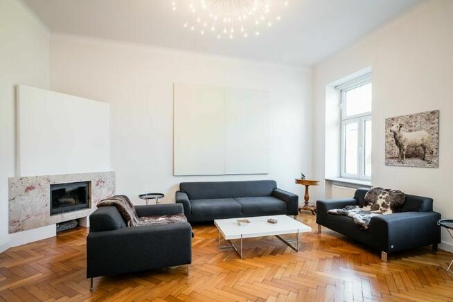 Wyjątkowe mieszkanie w sercu Krakowa – ul. Krowoderska - 83m2