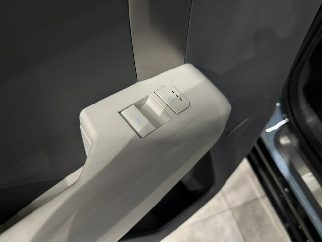 Kia EV3 81,4 kWh GT-Line 204KM automat 2024 r., salon PL, I właściciel, f. VAT