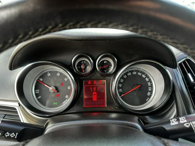 Opel Zafira Climatronic, Grzane Fotele i Kier. Tempomat, Czujniki, Navi GWARANCJA