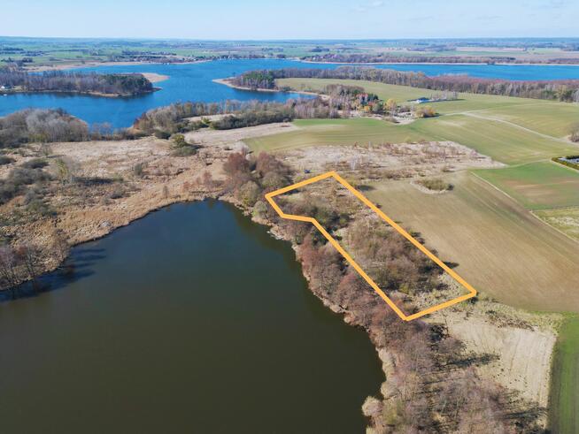 działka z linią brzegową