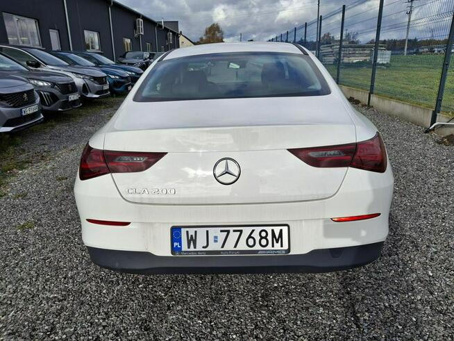 Mercedes CLA 200