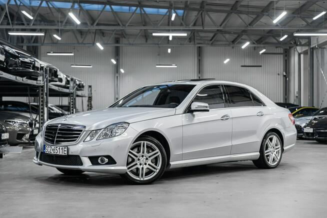 Mercedes E 500 5.5 V8 388KM. Bezwypadkowa. Stan kolekcjonerski.