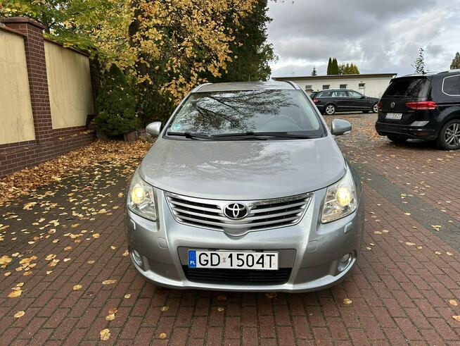 AVENSIS 1,6 benzyna 132 KM, serwis,