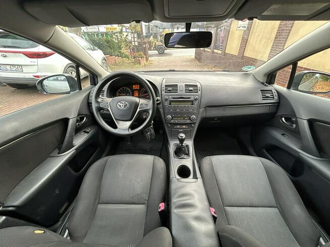 AVENSIS 1,6 benzyna 132 KM, serwis,