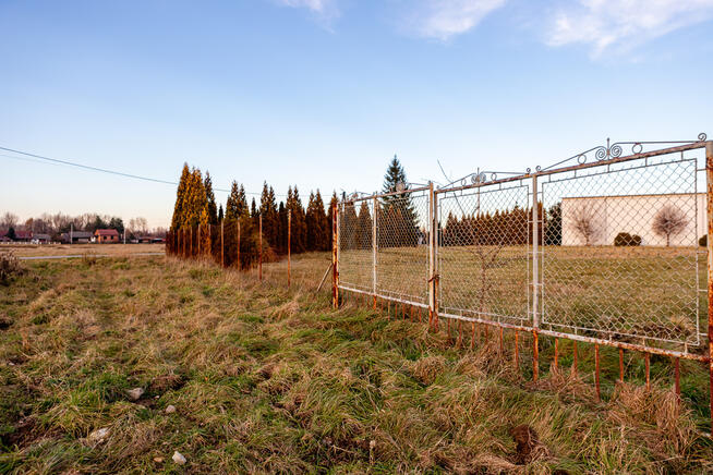 Na sprzedaż działka rolno-budowlana w Łękach