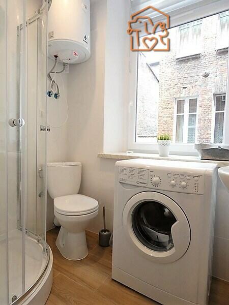 Wynajmę jasną kawalerkę pet friendly, 3 Maja 27