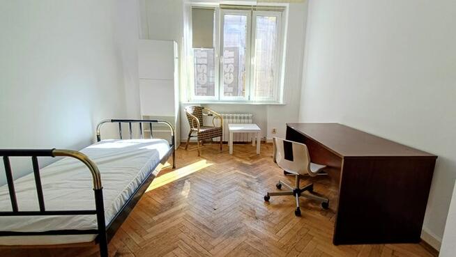 Duży pokój w świetnej lokalizacji- Żeromskiego 21