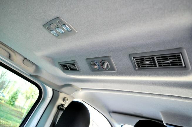 Renault Trafic 2.0DCi 150KM LONG 9 osób Full Led Nawiewy Kamera Salon Polska Serwis