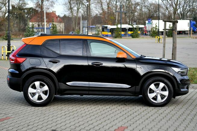 Volvo XC 40 1,5 Benzyna 130KM_T2_R Design_Full Led_Navi_Pdc_
