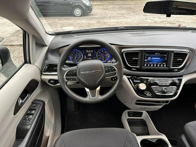 Chrysler Pacifica 3.6 benzyna/Automat/8 miejsc/Faktura VAT 23%/Zamiana/Kredyt