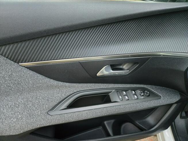 Peugeot 3008 1.6 BlueHDi Allure S&S EAT6