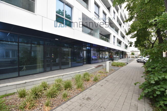 Lokal w centrum-pod handel/usługi/gastonomię/biuro