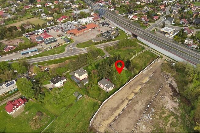 BLACK WEEKS - Inwestycja przy głównej drodze