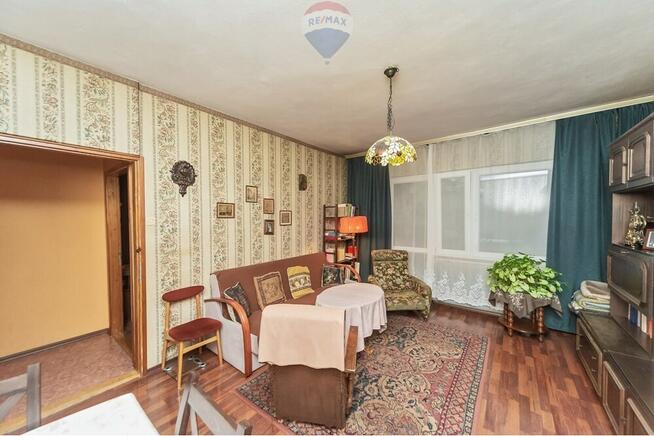 BLACK WEEKS - Dom lub biuro z dużym ogrodem