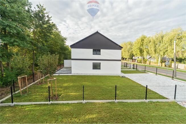 BLACK WEEKS - Nowy dom w zabudowie bliźniaczej.