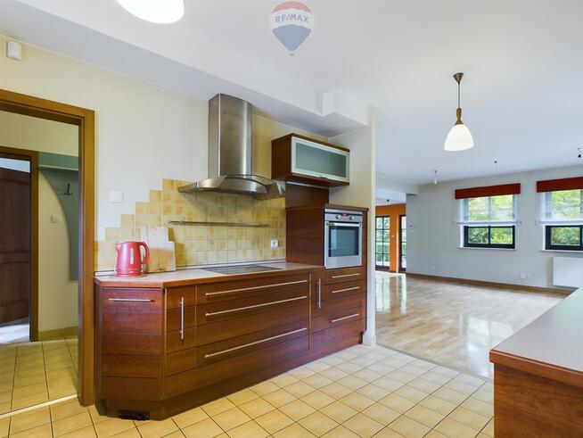 Rodzinny dom z dużą działką – 5 minut od Płocka