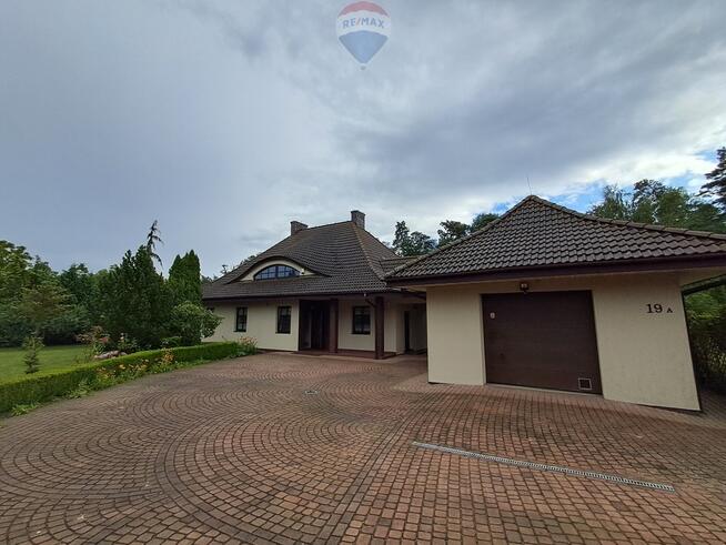Rodzinny dom z dużą działką – 5 minut od Płocka