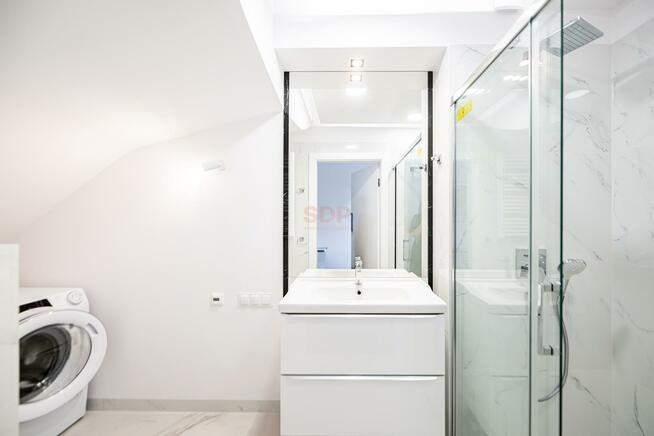 Dom Bielany Wrocławskie, Teatralna