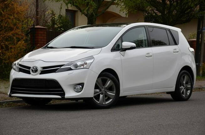 Toyota Verso Opłacona 1.8i 147KM Serwis Bi-xenon Panorama Navi Kamera 7-os