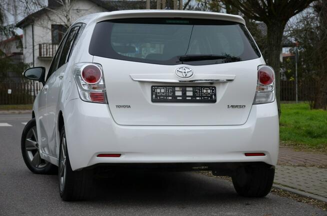 Toyota Verso Opłacona 1.8i 147KM Serwis Bi-xenon Panorama Navi Kamera 7-os