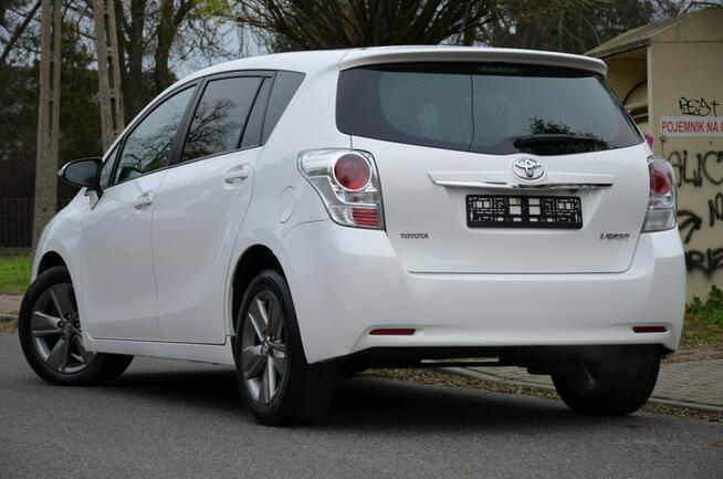 Toyota Verso Opłacona 1.8i 147KM Serwis Bi-xenon Panorama Navi Kamera 7-os