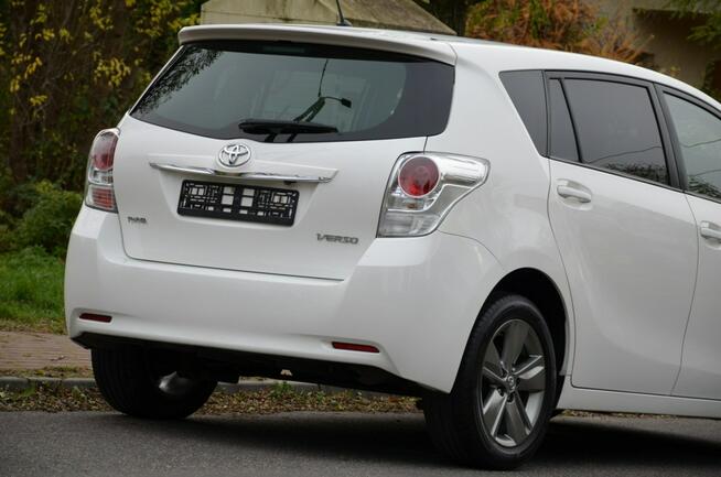 Toyota Verso Opłacona 1.8i 147KM Serwis Bi-xenon Panorama Navi Kamera 7-os