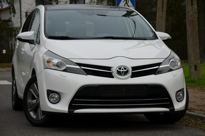 Toyota Verso Opłacona 1.8i 147KM Serwis Bi-xenon Panorama Navi Kamera 7-os