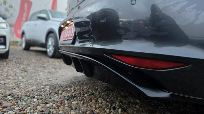 Volkswagen Golf navi GTD SPORT climatronic automat 210 koni