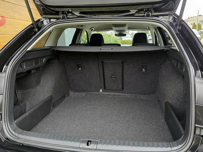 Škoda Octavia serwis ASO, nawigacja