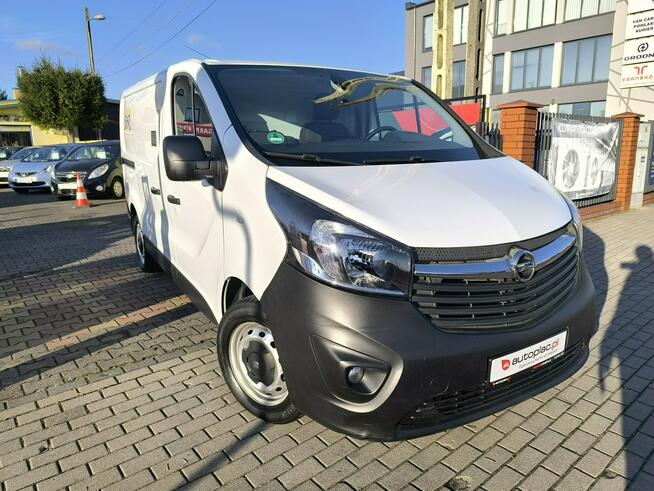 Opel Vivaro 1.6 CDTi 90KM Klimatyzacja Navi Trafic