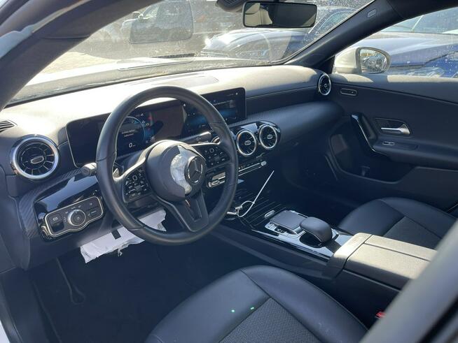 Mercedes CLA 180 Automat Skóra Podgrzewanie Kamera