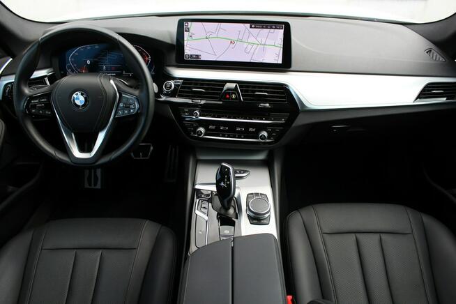 BMW 518 Salon PL FV23% Skóra Nawigacja LED Ambient Serwis ASO Gwarancja