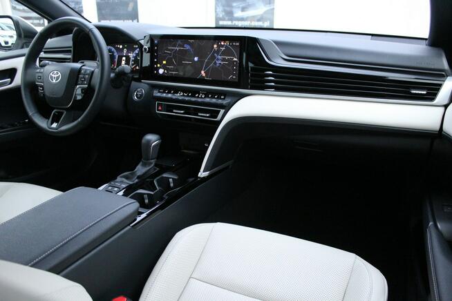 Toyota Camry 2.5 Hybrid 231km E-Ctv Prestige SalonPL FV23%