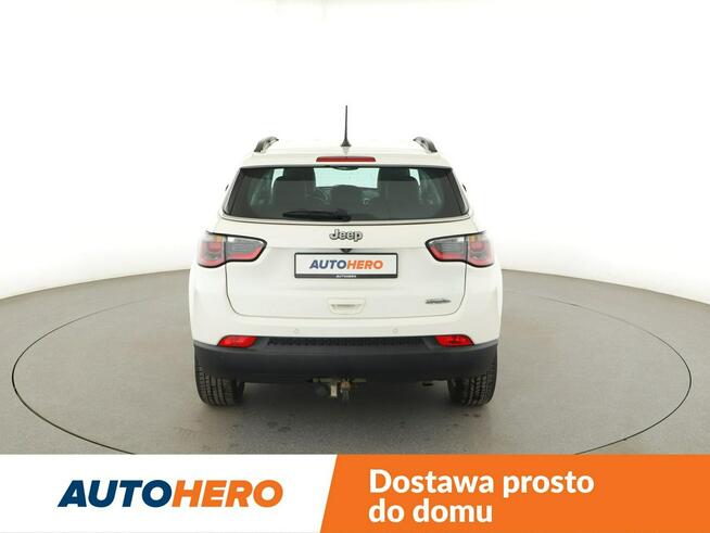 Jeep Compass navi klima auto półskóra kamera i czujniki parkowania