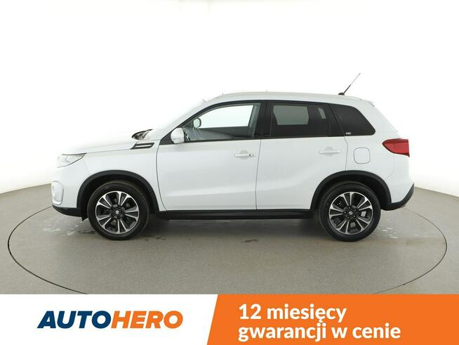 Suzuki Vitara mHEV panorama navi kamera grzane fotele tempomat