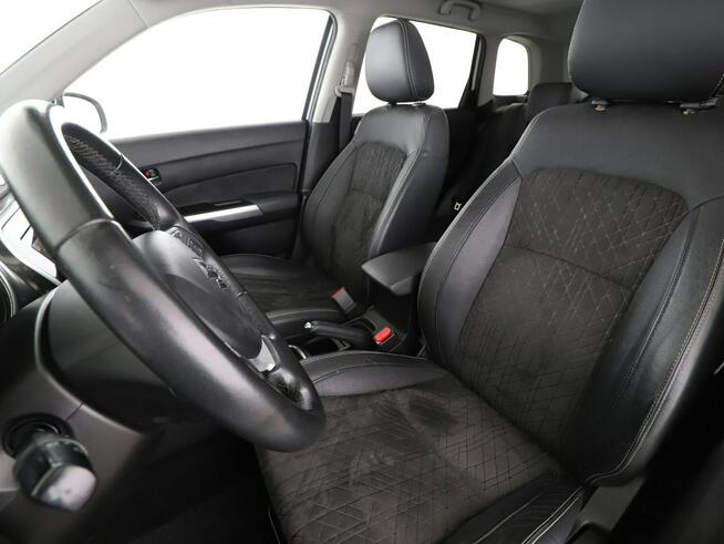 Suzuki Vitara mHEV panorama navi kamera grzane fotele tempomat