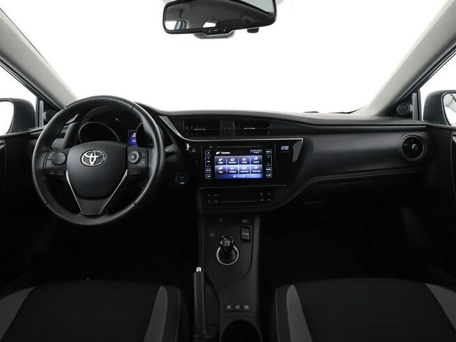 Toyota Auris HEV panorama klima auto navi kamera cofania
