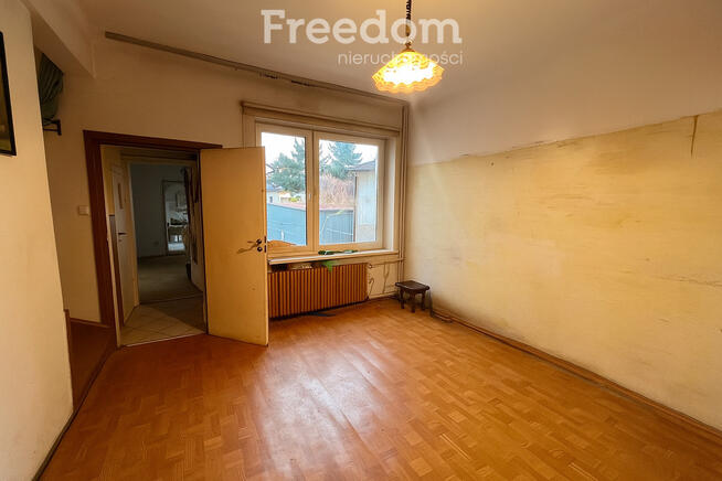 Mały dom w zabudowie szeregowej