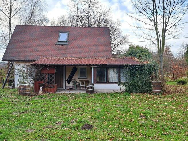 Sprzedam Siedlisko wśród zieleni lasów.