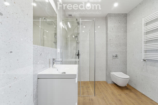 Szeregowy środkowy segment do wprowadzenia