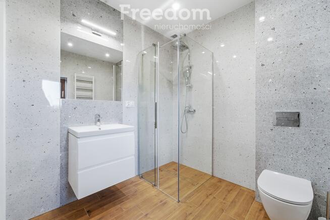 Szeregowy środkowy segment do wprowadzenia