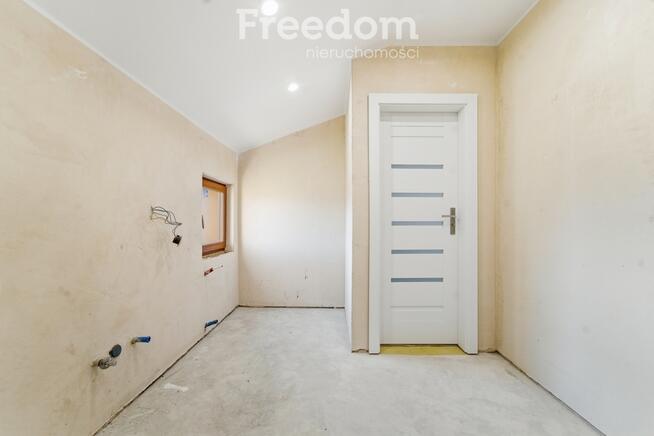 Szeregowy środkowy segment do wprowadzenia