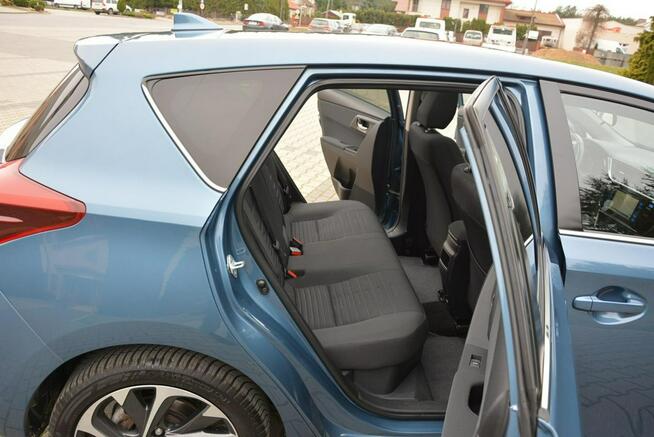 Lift Premium Panorama Ledy Navi Kamera Keyless go Aso Toyota