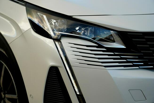 Peugeot 3008 GT kamery skóra MASAZE nawi FUL LED el.klapa blis acc sam parkuje MAX