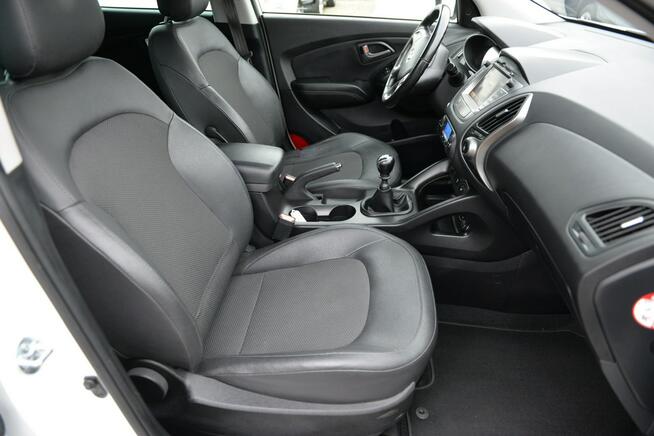 Hyundai ix35 1.6 GDi 135KM Navi Kamera Grzane fotele przód tył Szyberdach