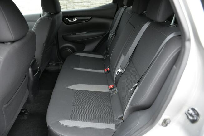 Nissan Qashqai 1.3T 140KM LED Kamera Navi Bluetooth Asystenci Czujniki